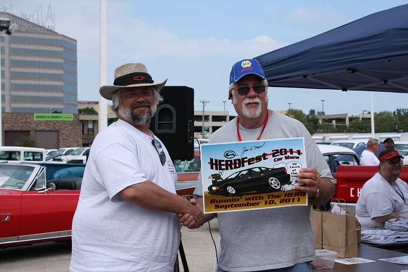 IMG_0705.JPG - Tom Dinkel wins the #1 Jon Moss autographed HERDFest 2011 Show Poster